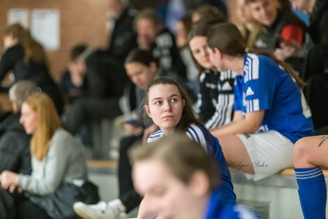 Bild 63 - VR Bank Cup Horst